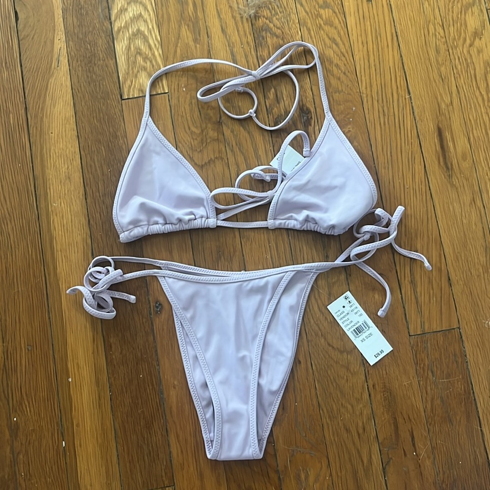 Lavender Triangle Bikini Set - Picture 2 of 3